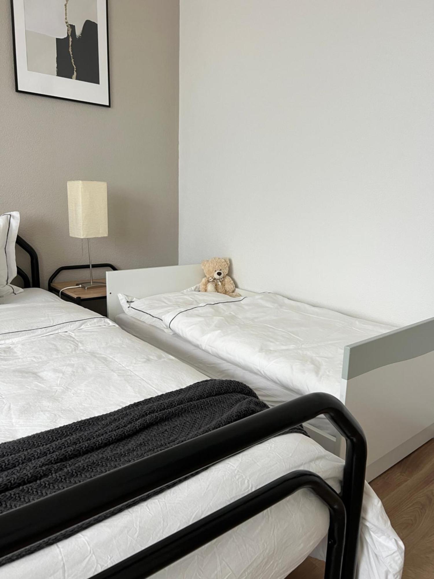 Black&White Apartment Uzwil المظهر الخارجي الصورة