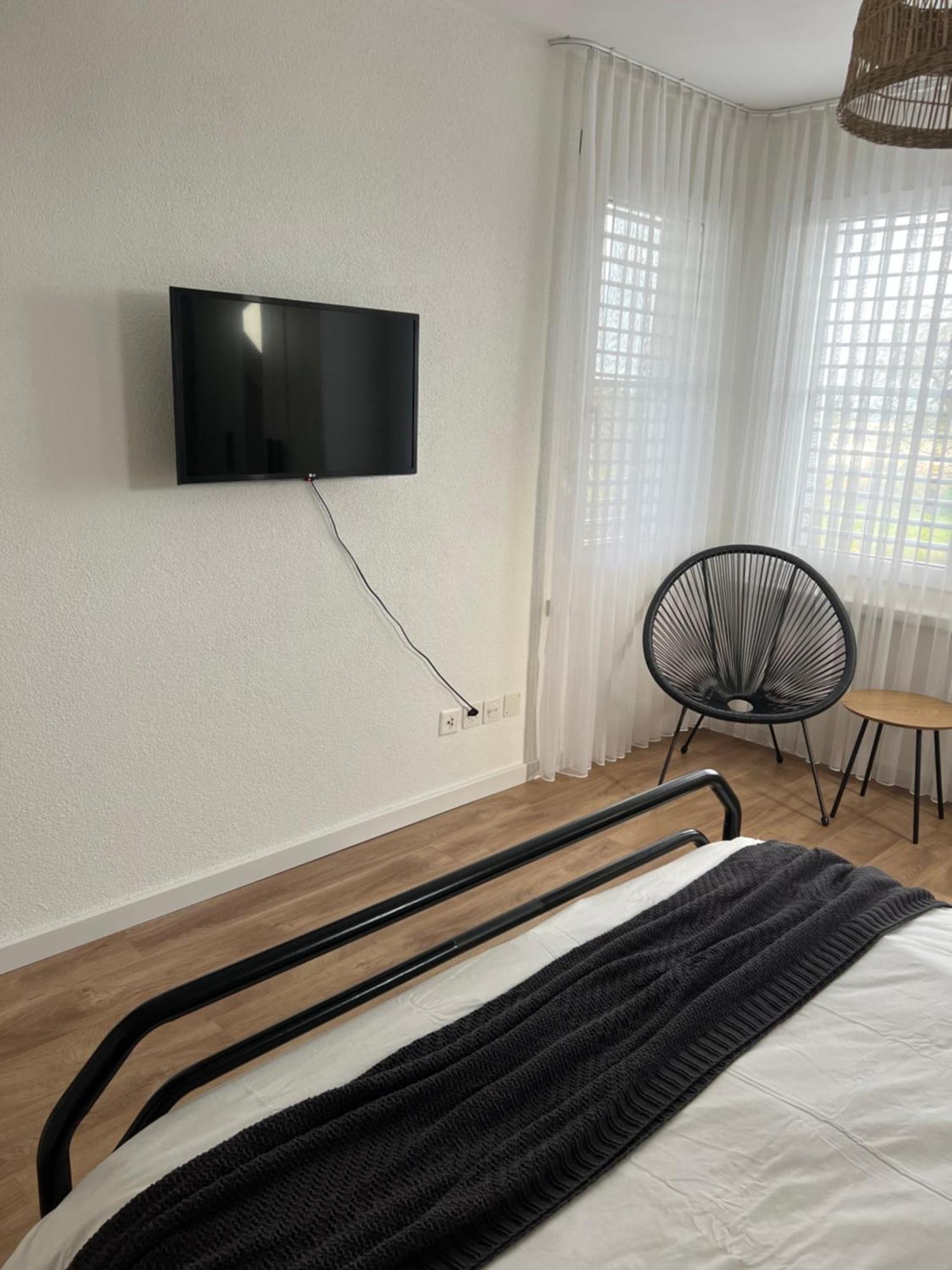 Black&White Apartment Uzwil المظهر الخارجي الصورة